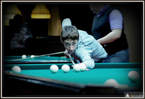 Фотоэтюды: бильярдный турнир 25 ноября 2012 года в «Алмазе»