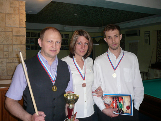 Победитель и призеры чемпионата Бердска по бильярдному спорту 2014